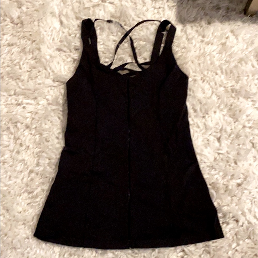 Lululemon tank with built in bra